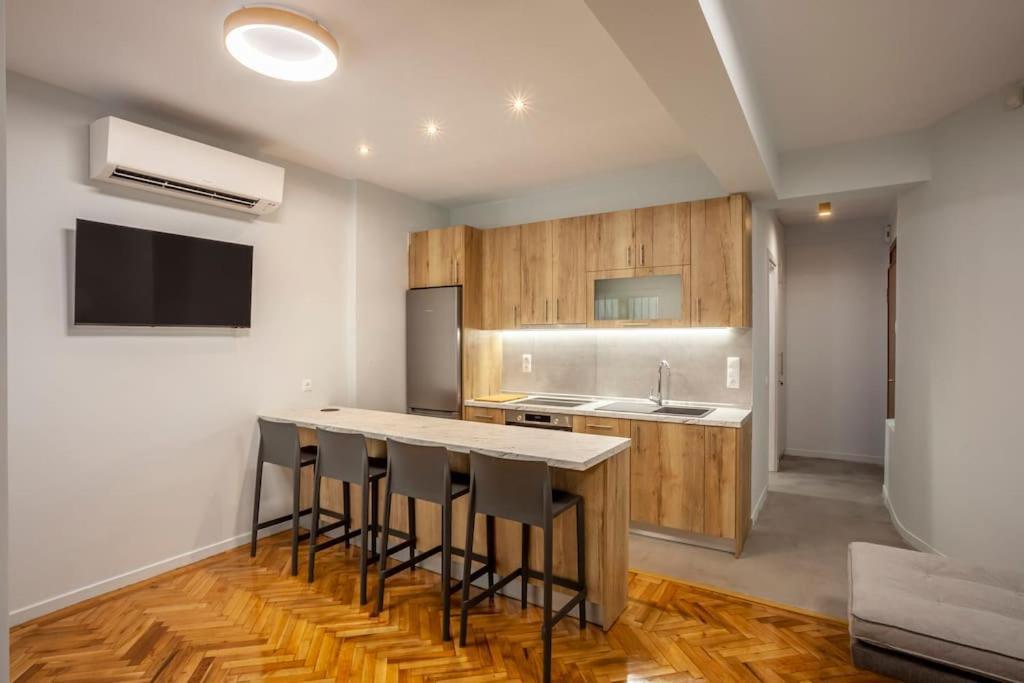 Karolou Ntil- Ground Floor Suite Thessaloníki Eksteriør bilde