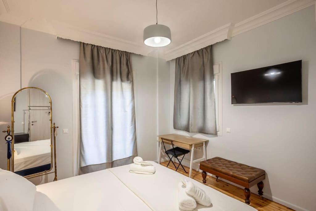 Karolou Ntil- Ground Floor Suite Thessaloníki Eksteriør bilde