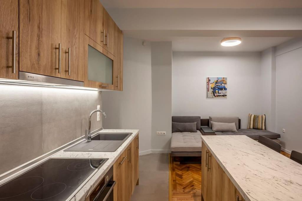 Karolou Ntil- Ground Floor Suite Thessaloníki Eksteriør bilde